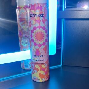 Amika Perk Up Dry Shampoo - Vibrant Pink and Orange